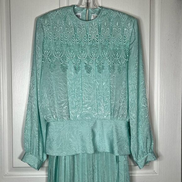In The Mood Skirt Blouse Set Sz 8 Mint Green Vintage Style Pleated Lace - Picture 2 of 13